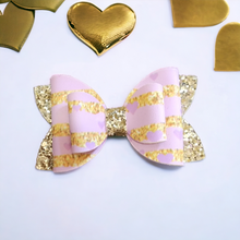 Load image into Gallery viewer, Golden Hearts