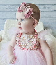 Load image into Gallery viewer, Tiara Bow