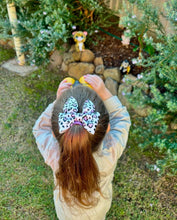 Load image into Gallery viewer, Leopard Hearts