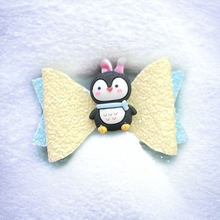 Load image into Gallery viewer, Party Penguin