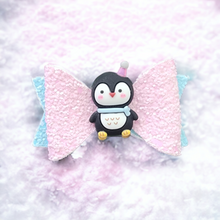 Load image into Gallery viewer, Party Penguin