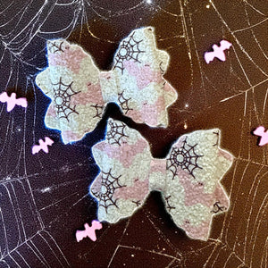 Pink Cobweb Piggies